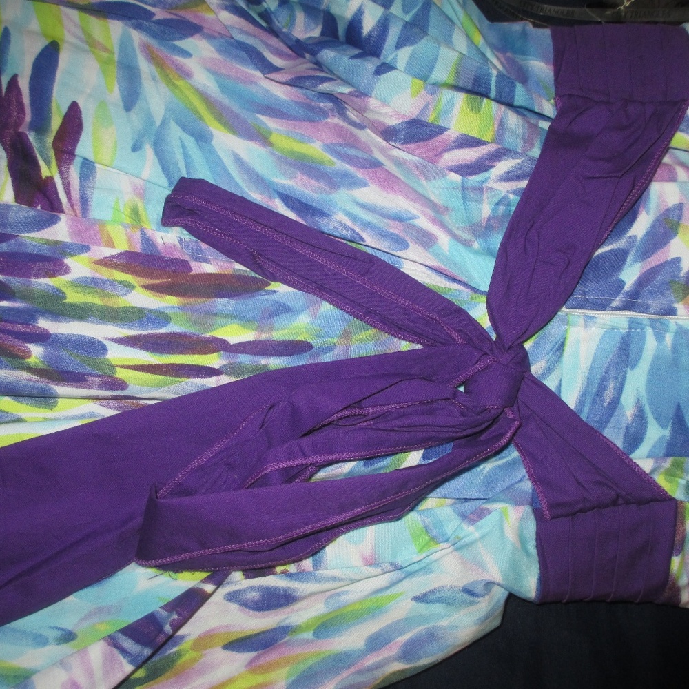 Floral Spring Dress - Picture 5 of 7